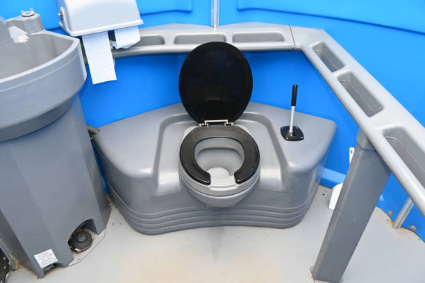 Best Portable restroom trailer rental  in Mchenry, IL
